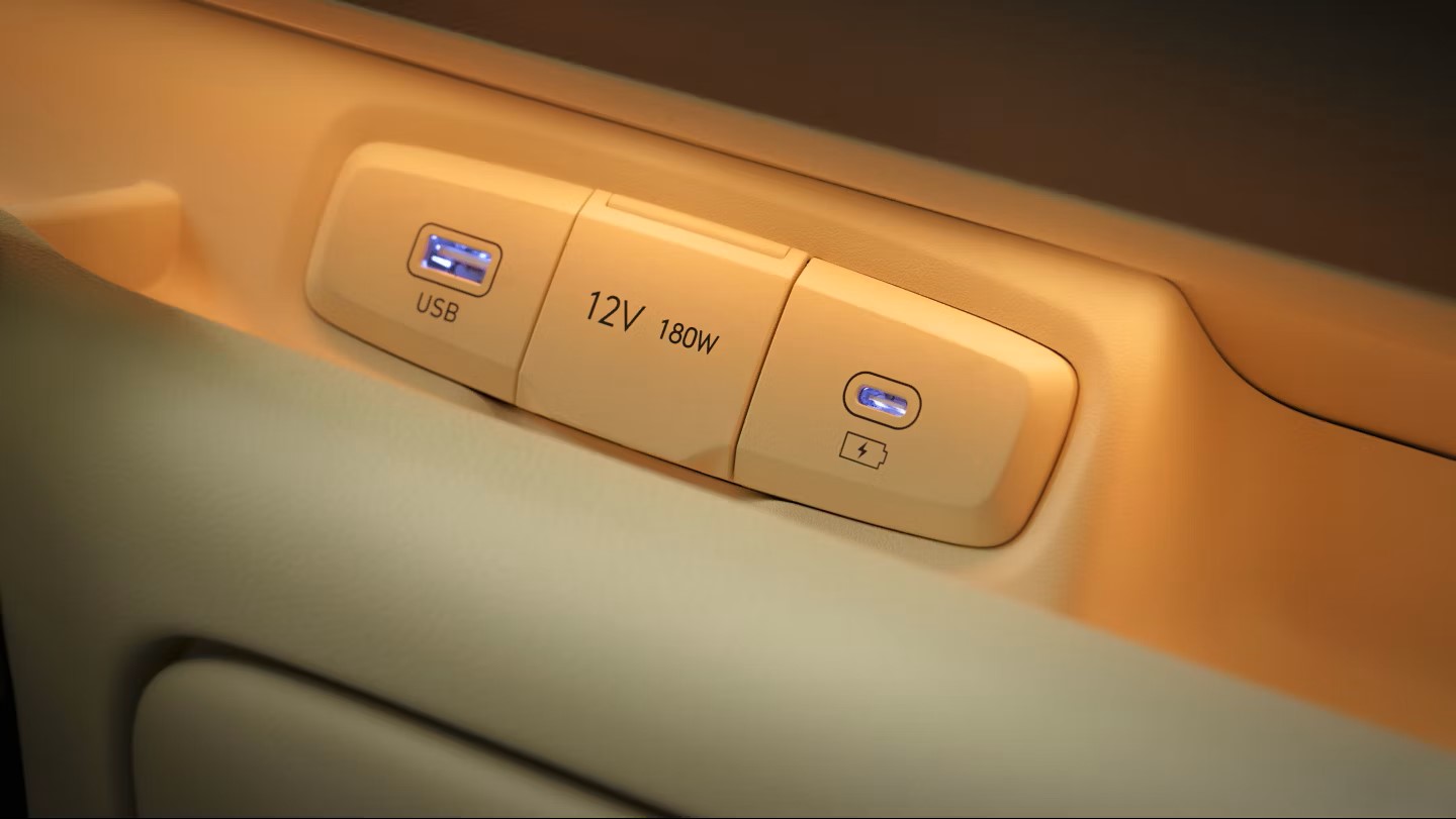 Hyundai Inster USB