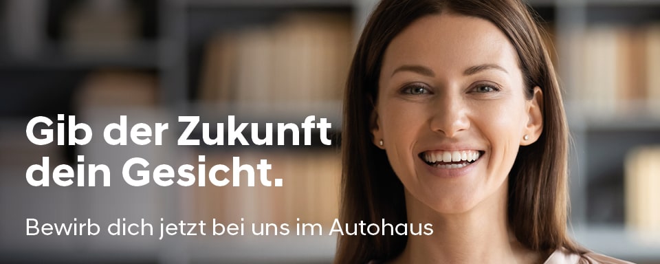 Frau lächelt